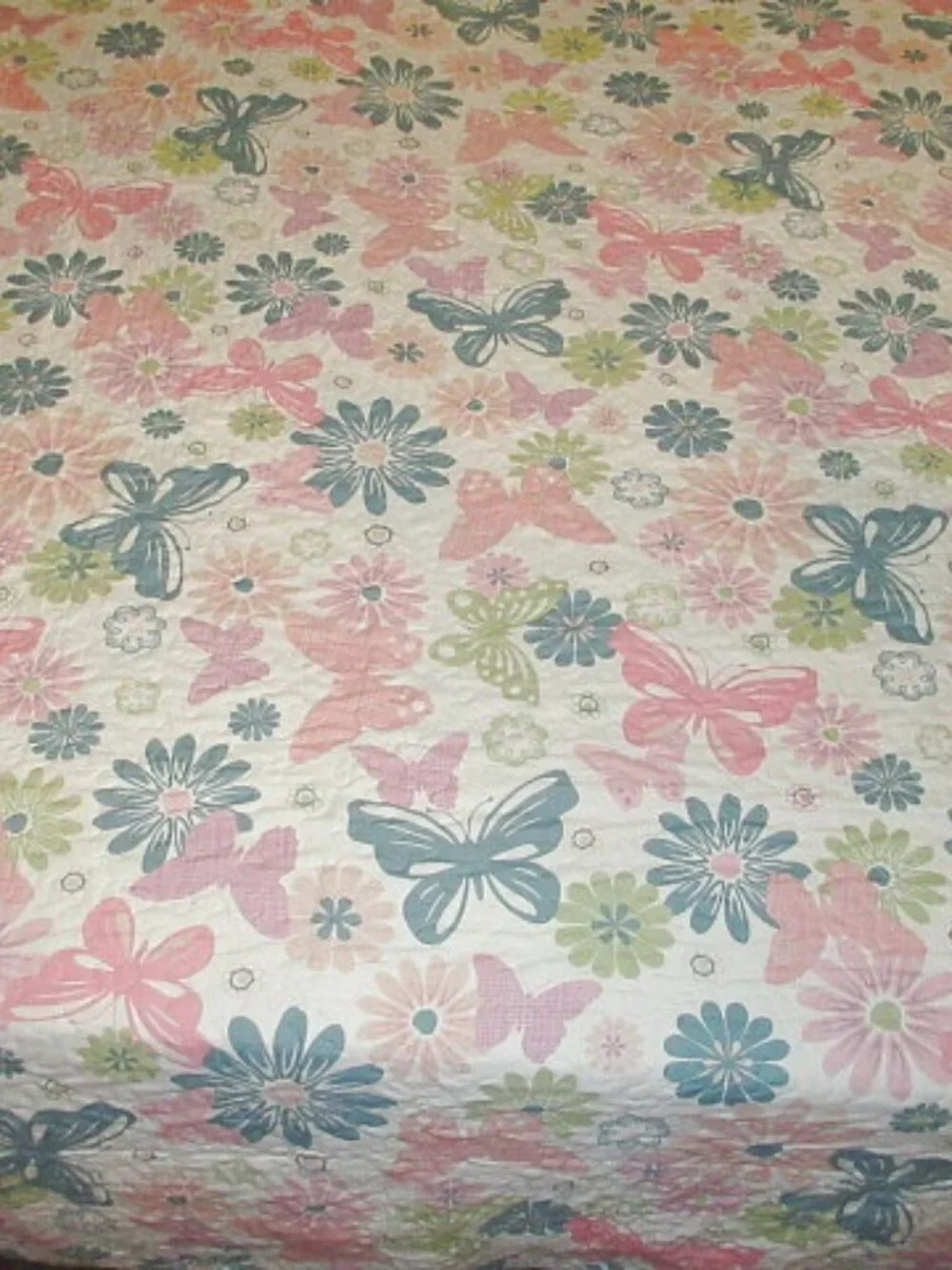 Acoinel Butterfly Floral King Quilt Set Bedspread 2 Shams Lightweight Cottagecor